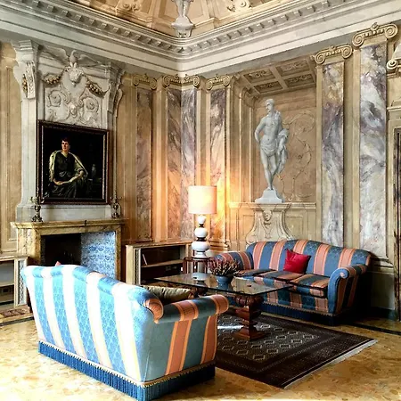 Palazzo Pannilini Apartament *