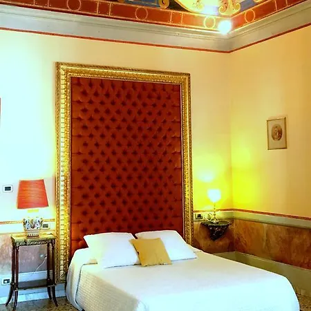 Apartament Palazzo Pannilini Siena